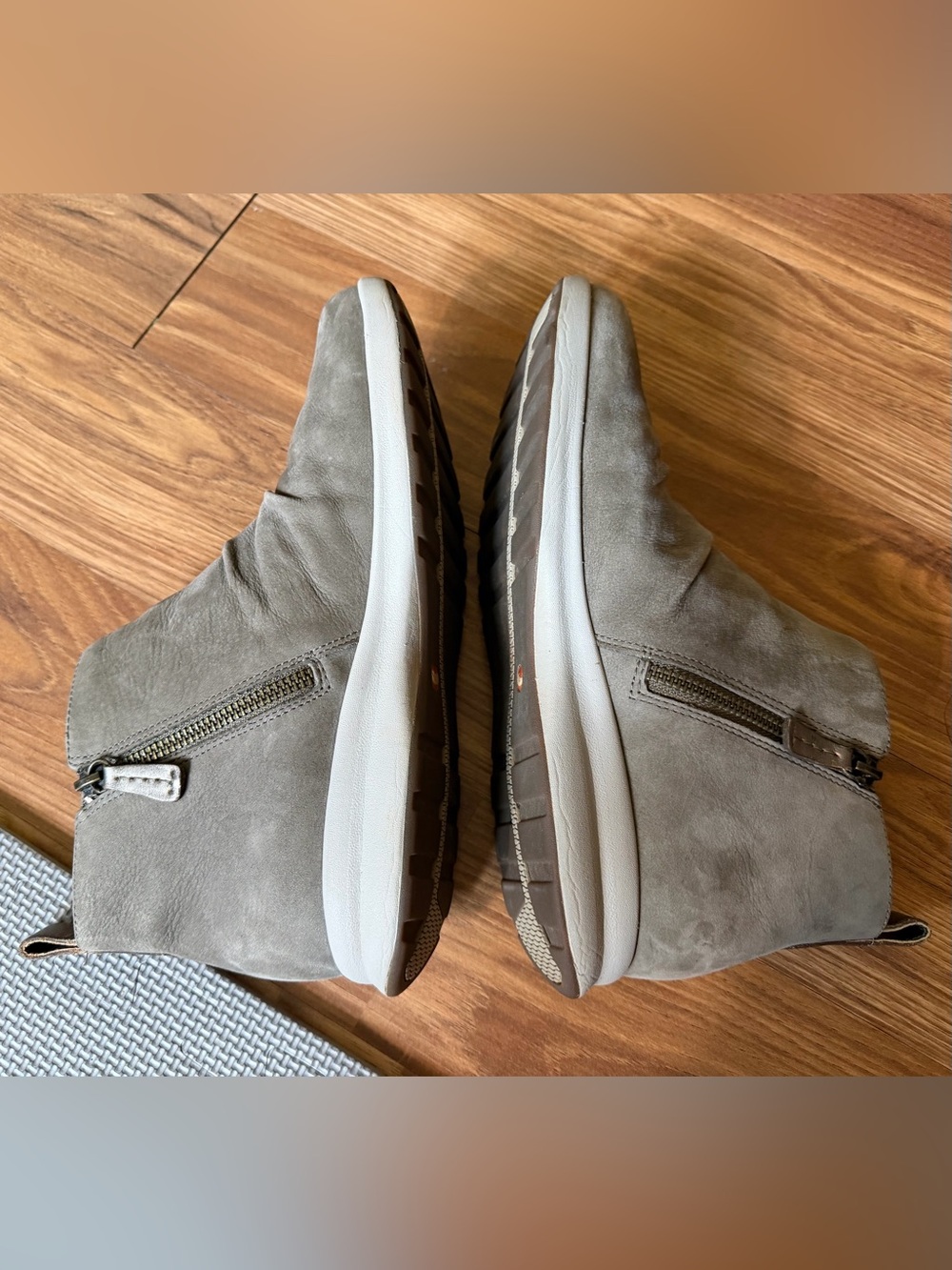 Clarks Booties - Picture 5 of 6